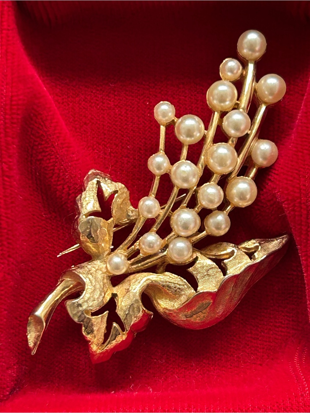 Gold-tone Pearl Floral Spray Brooch